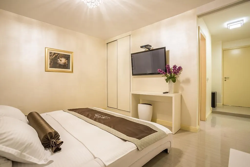 Guest House Benedict-1