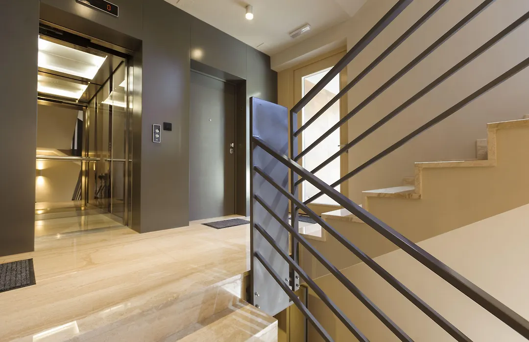 Residence By Vestibul Palace-1