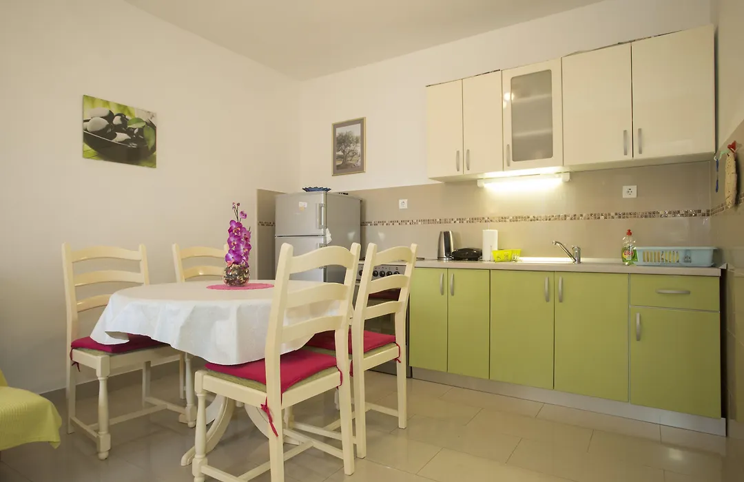 Apartment Pera-1