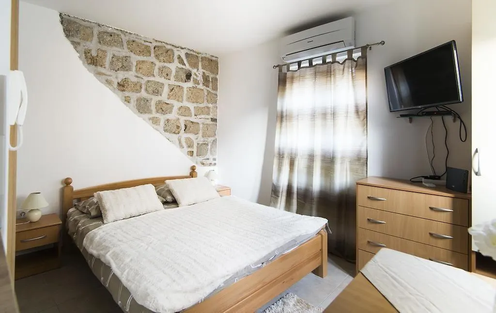 La Perla Luxury Apartments-1