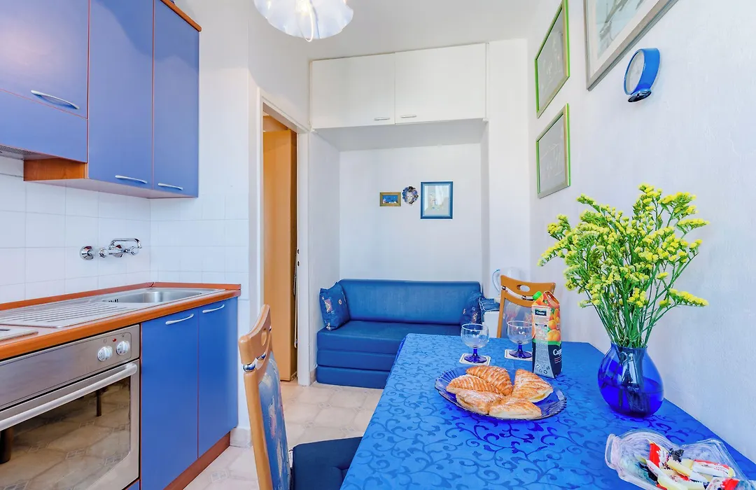 Studio Apartment Ecija-1