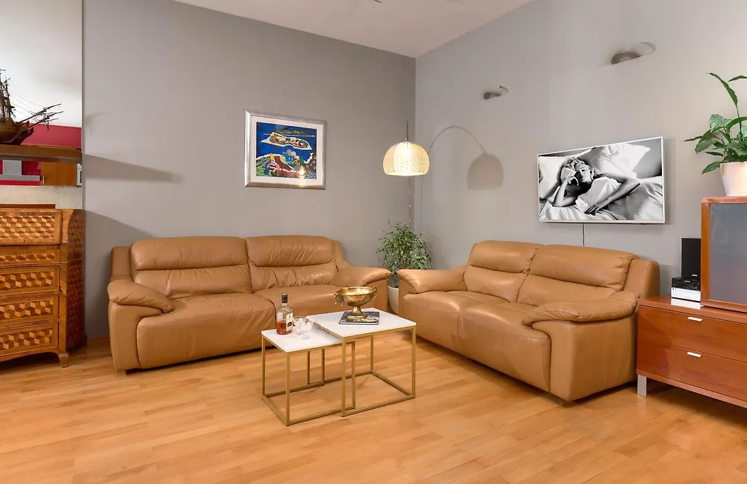 Royal Suites-1