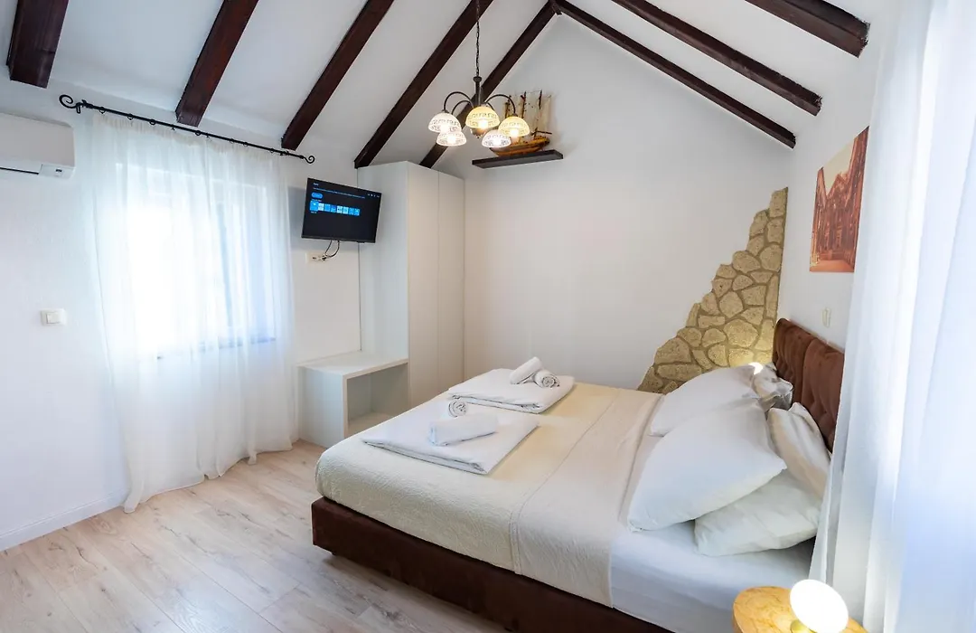 Guesthouse Imperator-1