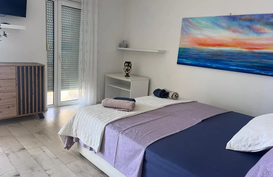 Super Horizont- Sea View Apartments With Private Jacuzzi Time & Free Parking-1