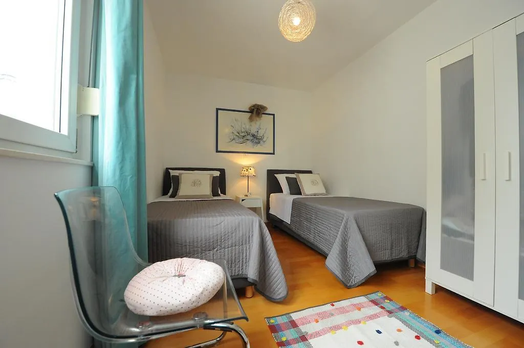 Apartment Gold Plus-1