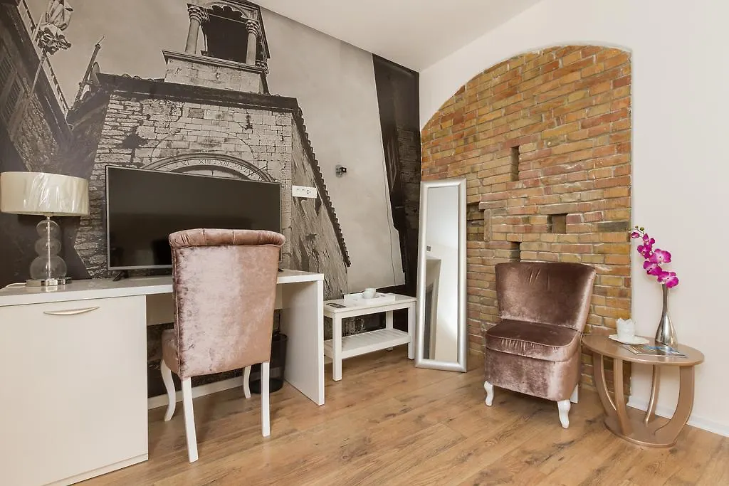 Spalatum Boutique Suites-1