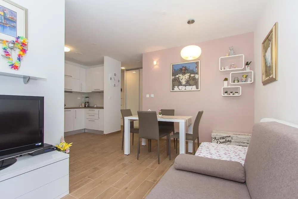 Apartment Luce-1