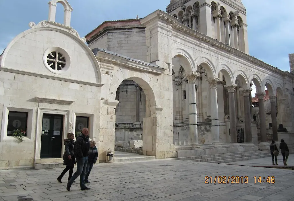 Residenza Apartments-1