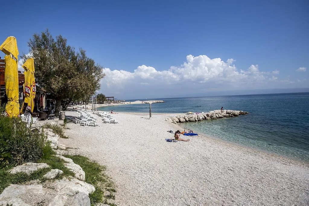 Apartments Ivan I Toma-1
