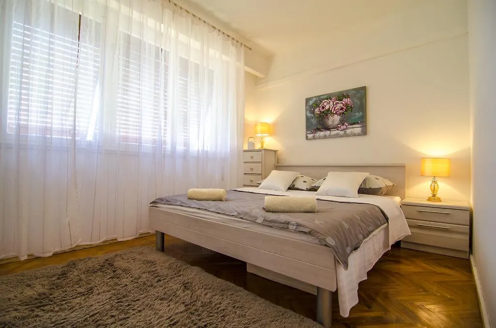 Turkish Tower Apartment-1