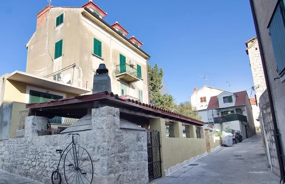 Apartments Sanda-1