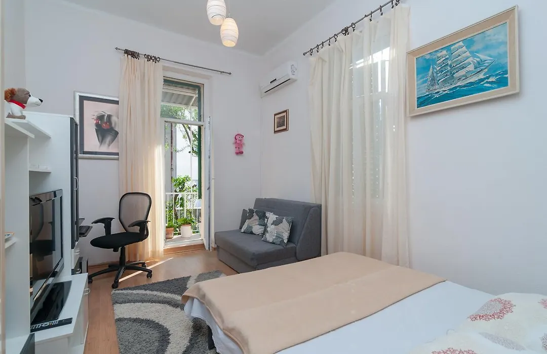 Apartment Vedrana-1