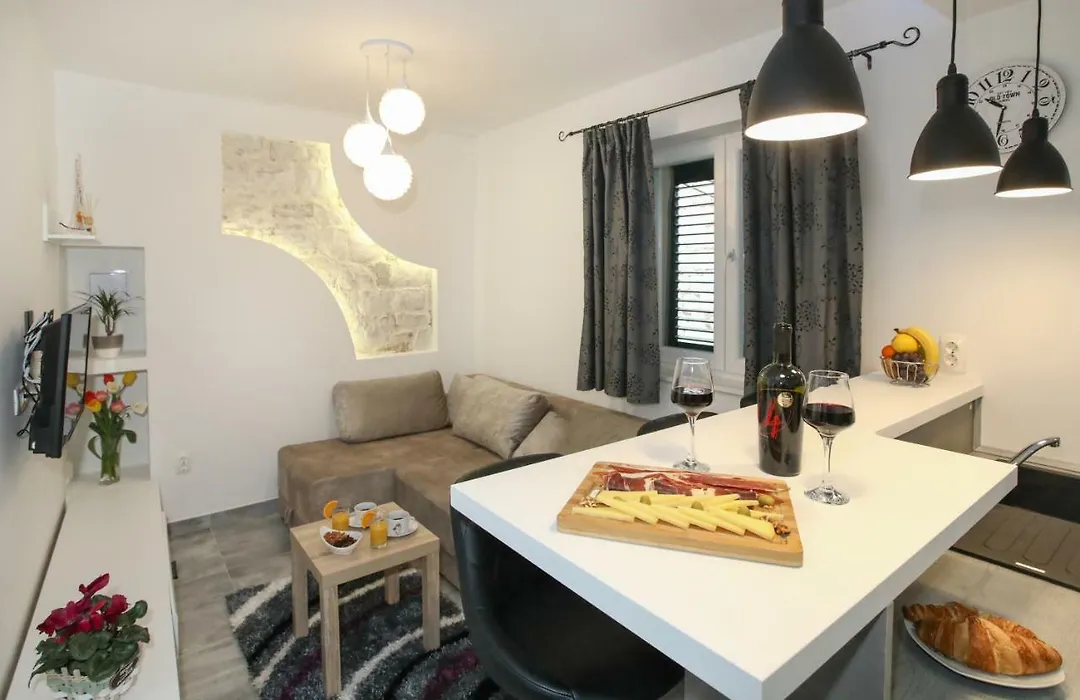 Apartment Luigi-1