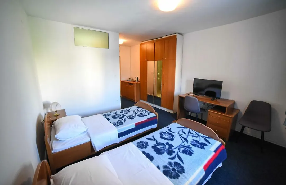 Guest House Duje-1