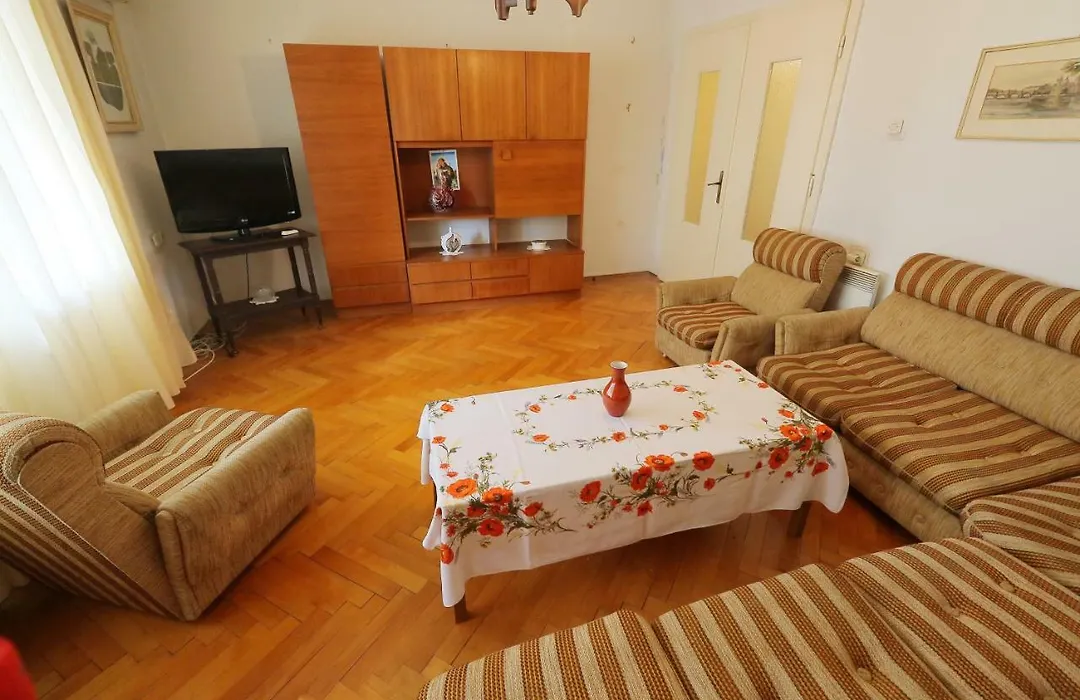 Apartman Jure-1