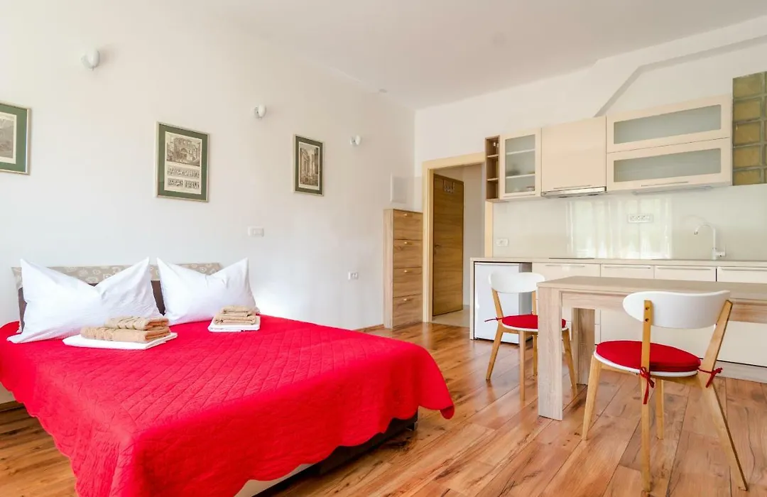 Apartments Yoe-1