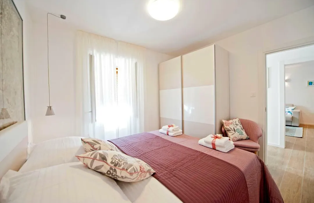 Luxury Apartment Dvor-1