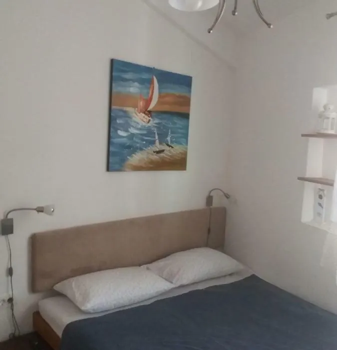 Room Mate Split-1