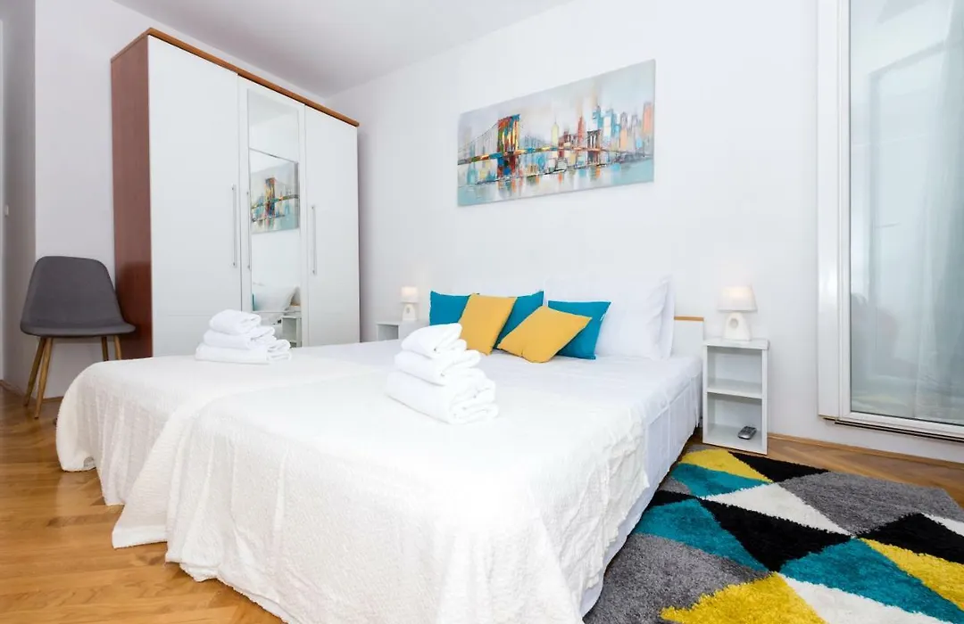 Apartment Dormir Split-1