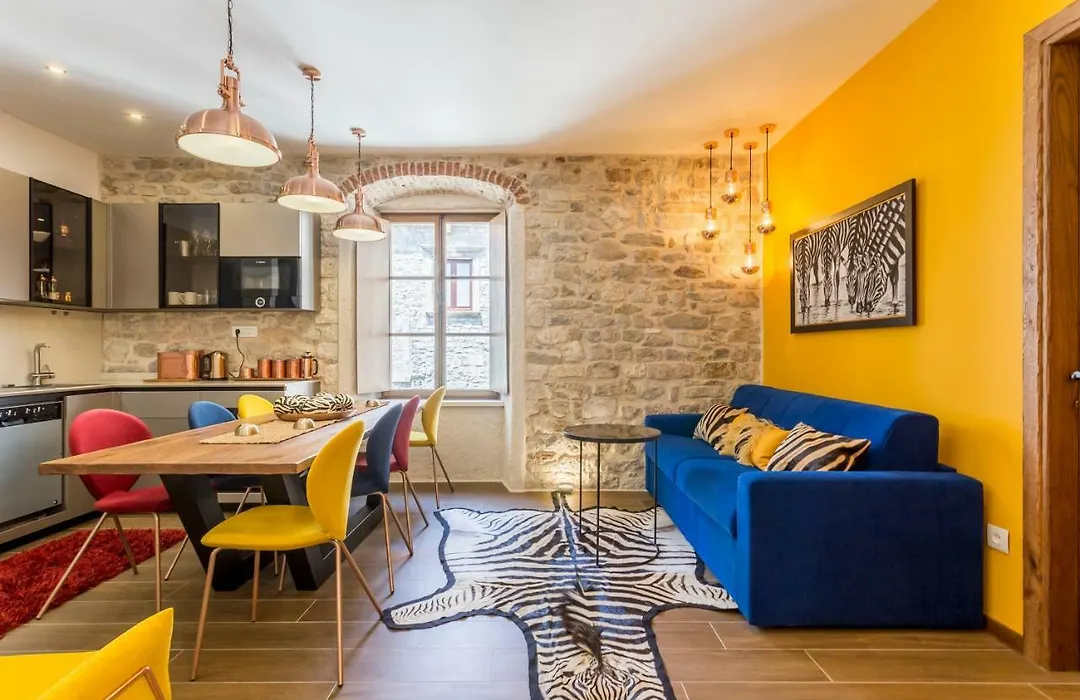 Bygrace Apartment-1