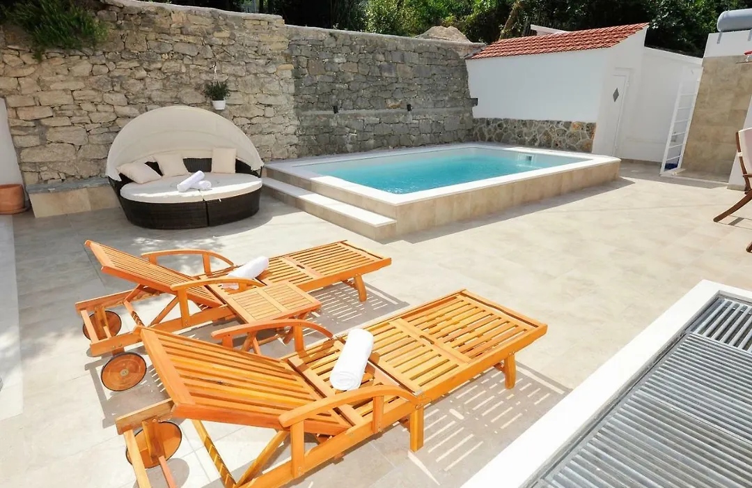 Private Oasis-Villa Sandina-1
