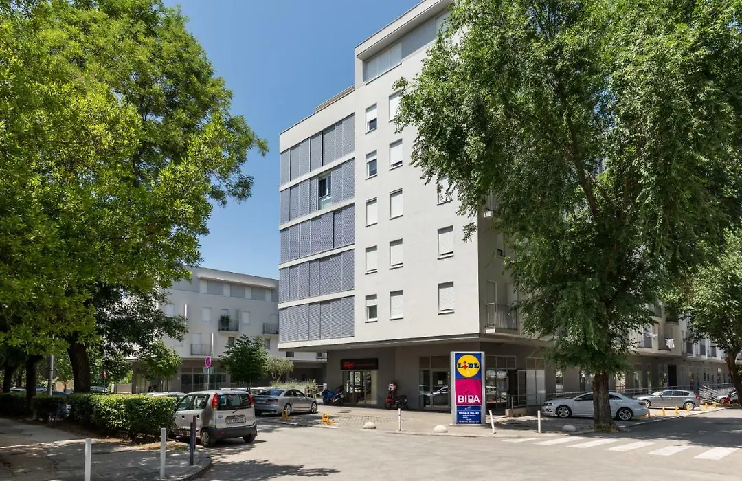 Apartment Marcela With Private Parking-1