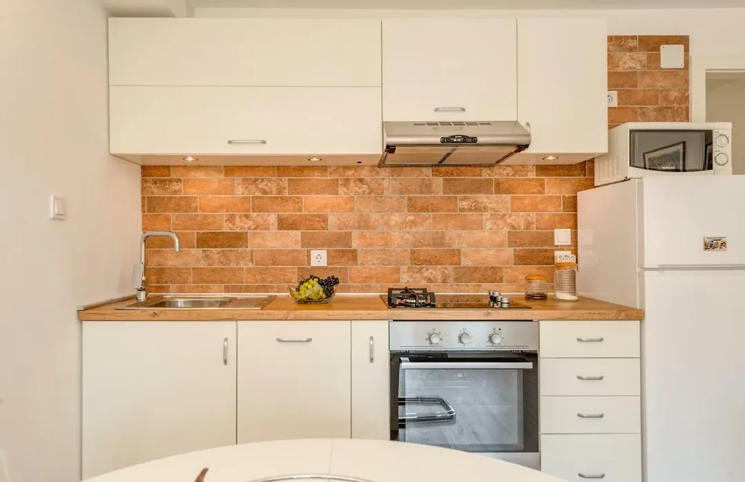 Rose Apartment-1