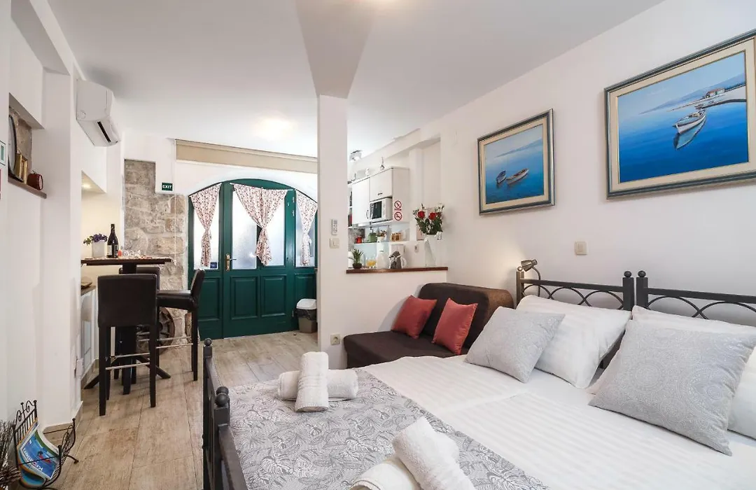 Apartments Villa Cambi-1