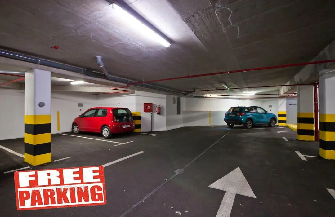 Bepo Apartment With Balcony - Free Parking-1