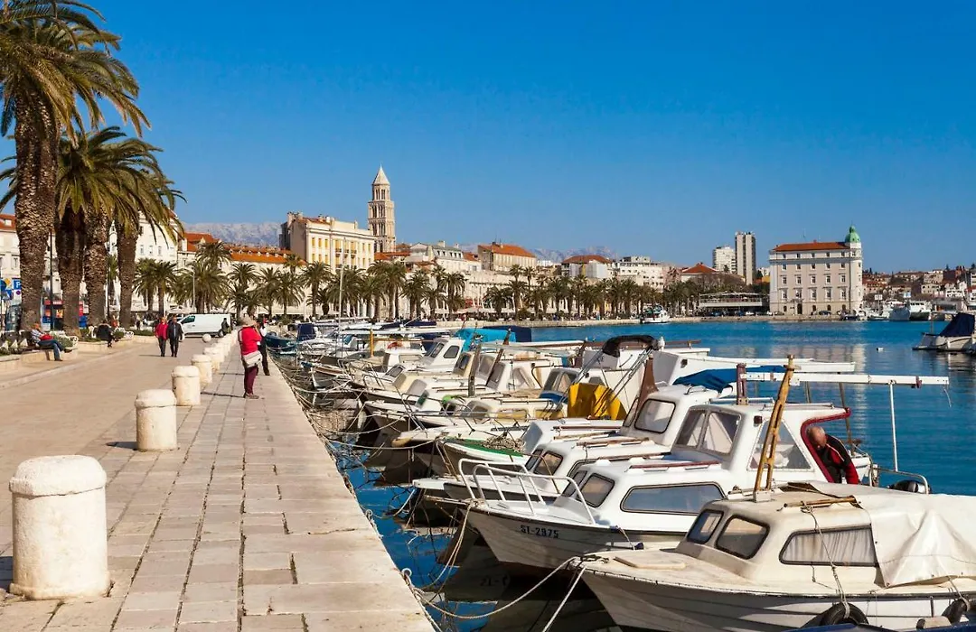 Cozy Apartment Lile In The Heart Of Old Town Split-1
