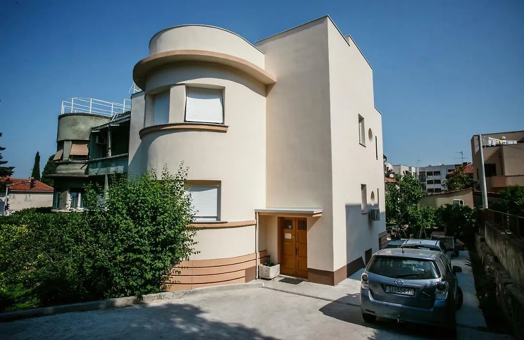Villa Lole-1