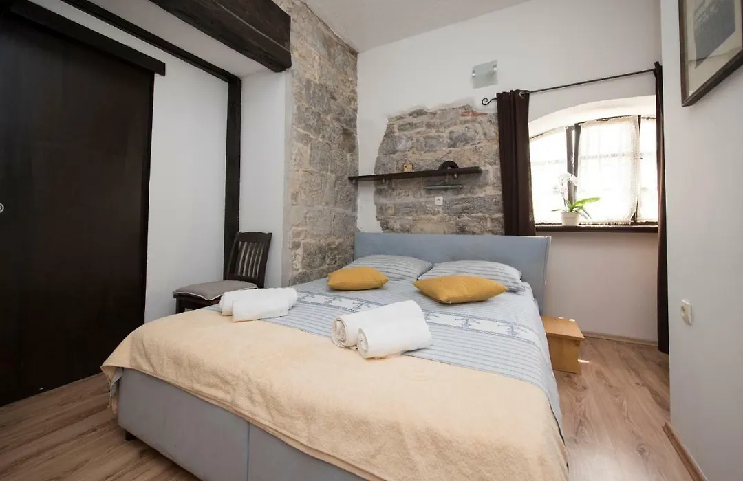 Elena Rooms-1