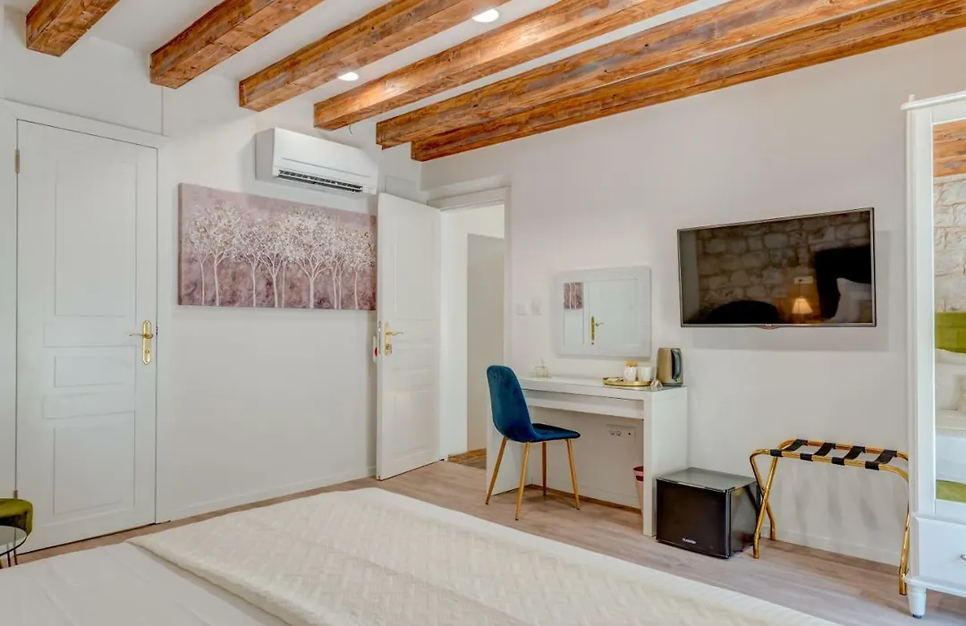 Princ Heritage Rooms-1