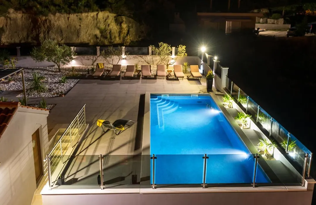 Apartments Tina-1