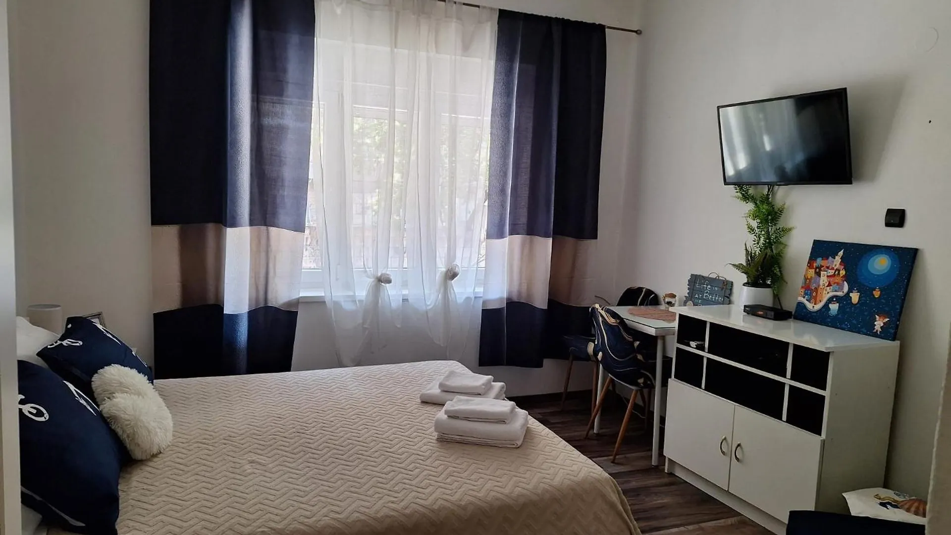Lucky Rooms Split: 3 star Hotel with a Minimum Price 721HRK| UPDATED ...