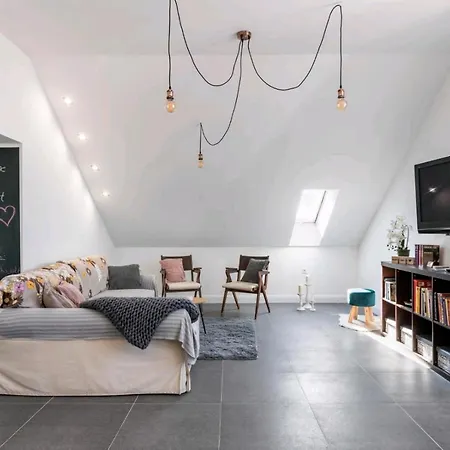 Just Like This - Cityapartment With Netflix-3