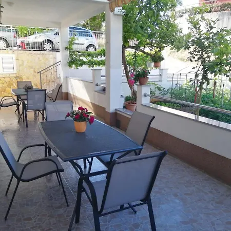 Apartmani Antonia Nakic -Stobrec-3