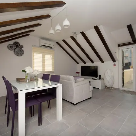 Apartment Piccolo Paradiso-2