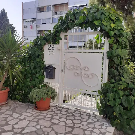 Studio Apartment Imagino-2