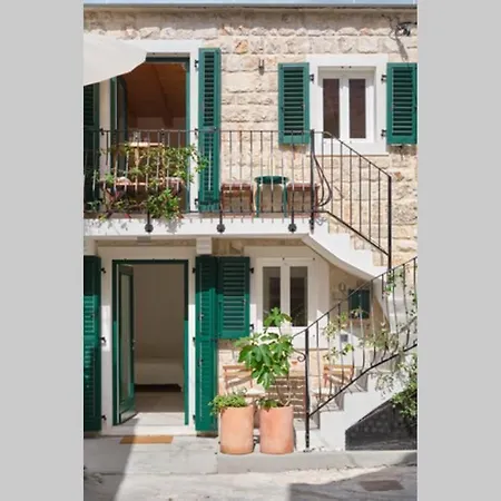 Heritage House In Split Varos-3