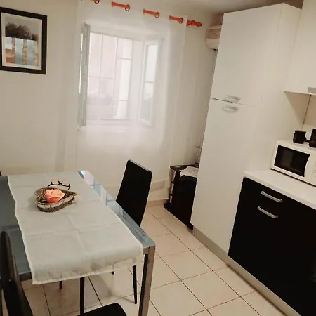 Split Centre Apartment-3