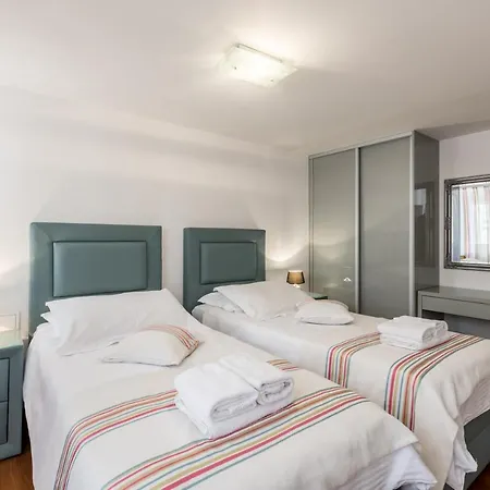Peristil Apartment-2