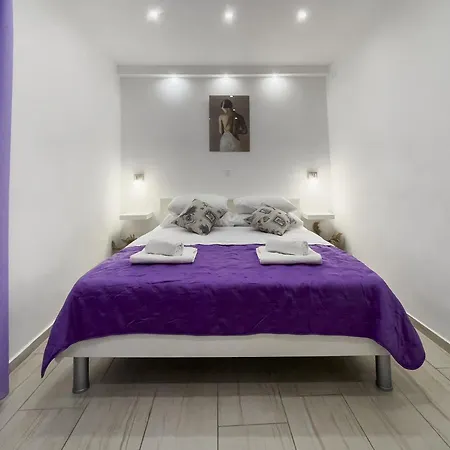 Apartment Pink-2