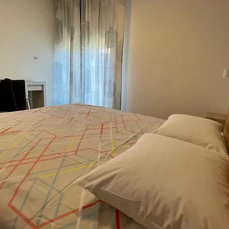 Luxe 4Br Apartment Split-2