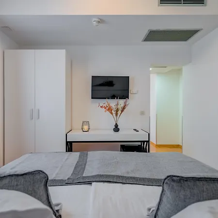 Hotel Pax-2