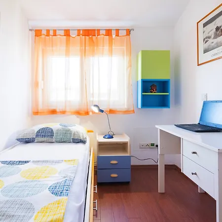 Apartments Iskra-2