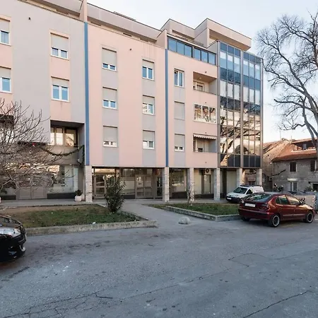 Apartment Infinity-2