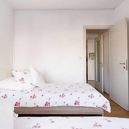 Apartment Infinity-3