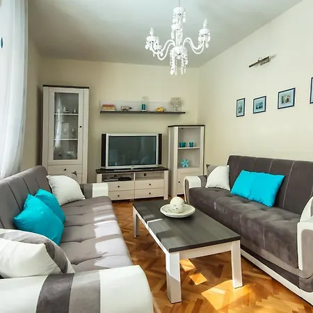 Apartment Carmela-2