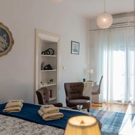 Studio At Bacvice Beach-2